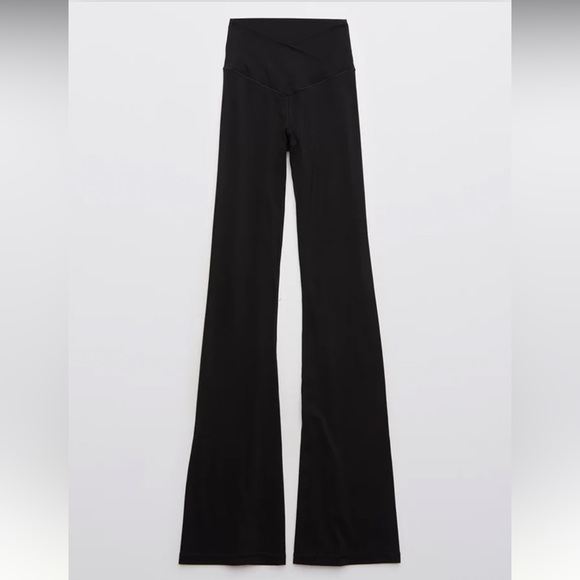 Aerie high waisted crossover leggings - Picture 3 of 3